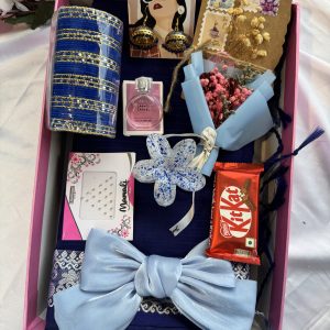 গিফ্ট হ্যাম্পার (নীল কম্বো)