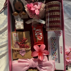 গিফ্ট হ্যাম্পার (লাল কম্বো)